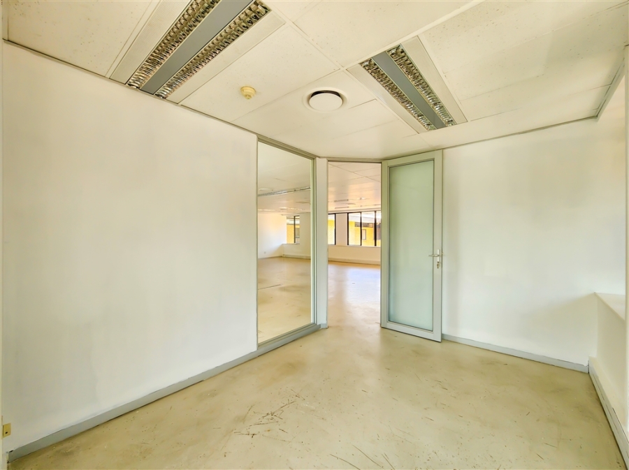 To Let Commercial Property for Rent in Constantia Kloof Gauteng