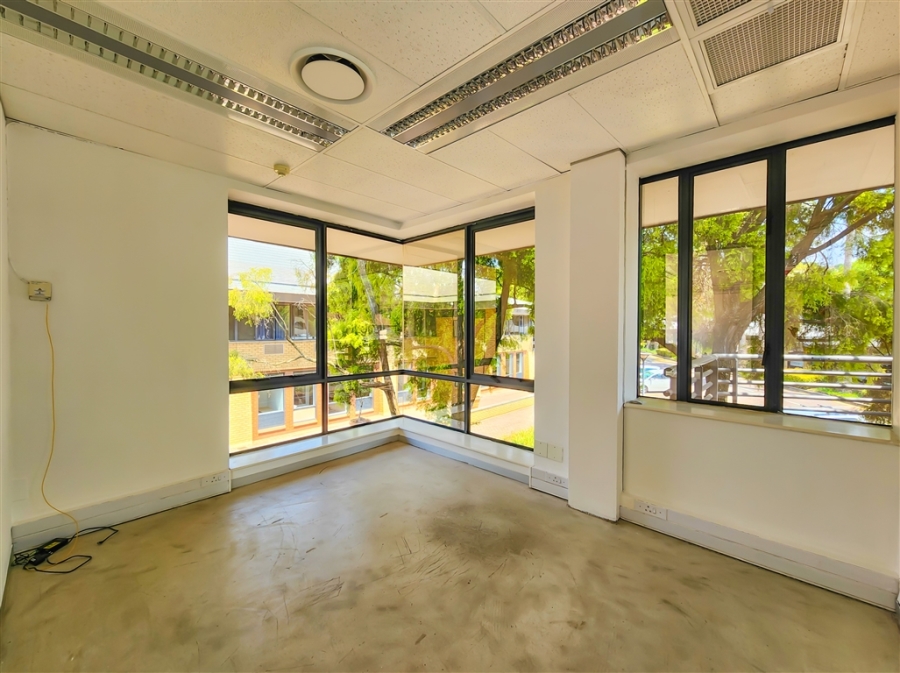 To Let Commercial Property for Rent in Constantia Kloof Gauteng