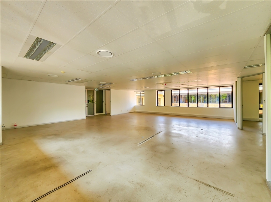 To Let Commercial Property for Rent in Constantia Kloof Gauteng