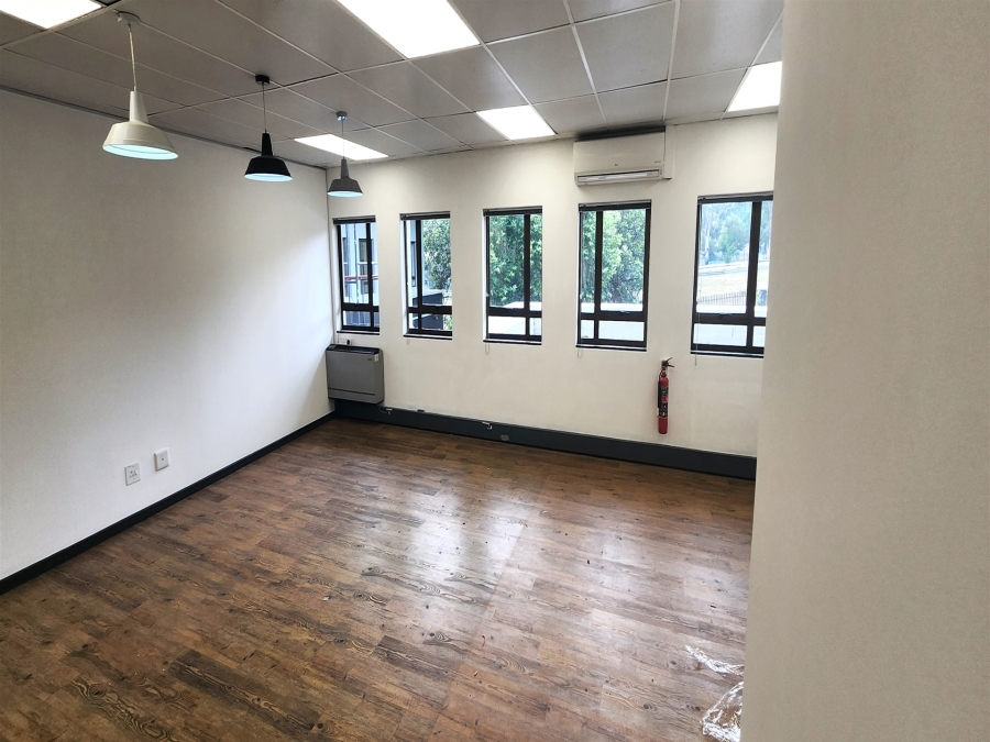 To Let Commercial Property for Rent in Hyde Park Gauteng