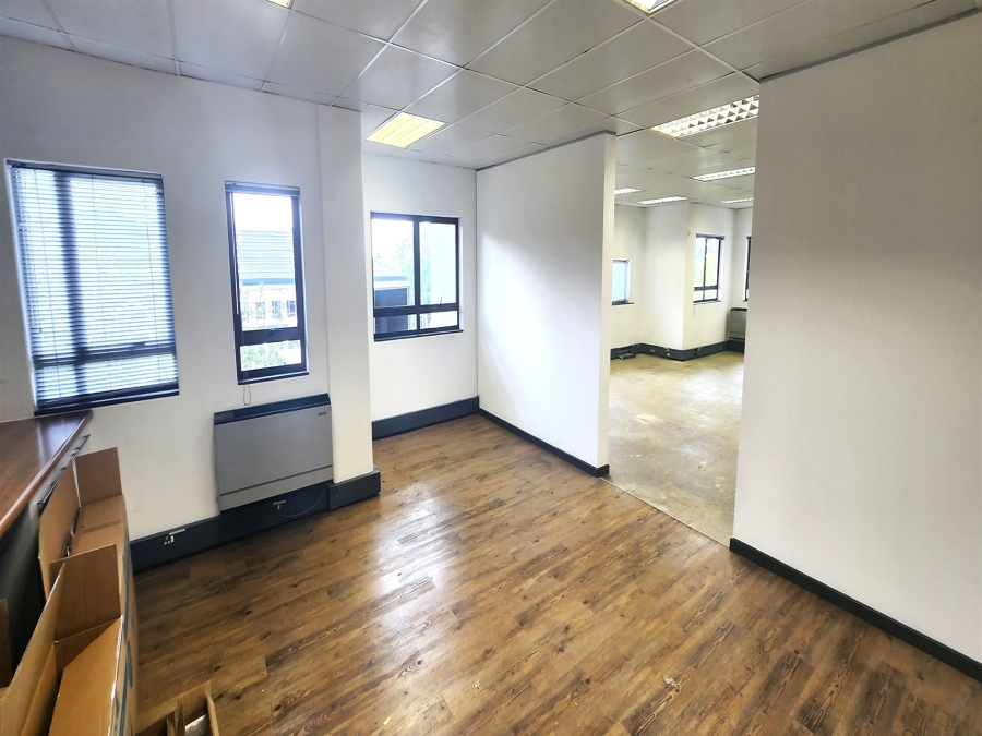 To Let Commercial Property for Rent in Hyde Park Gauteng
