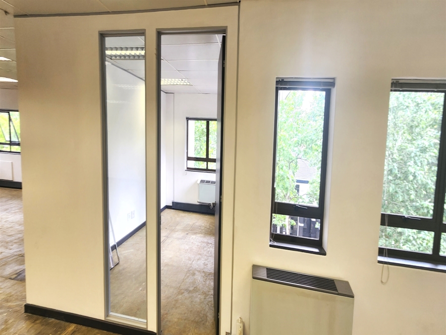 To Let Commercial Property for Rent in Hyde Park Gauteng