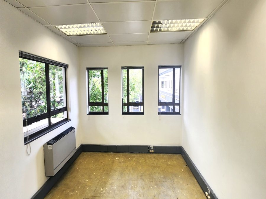 To Let Commercial Property for Rent in Hyde Park Gauteng