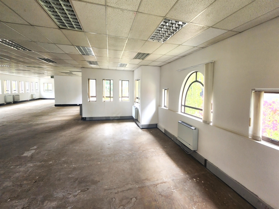 To Let Commercial Property for Rent in Hyde Park Gauteng