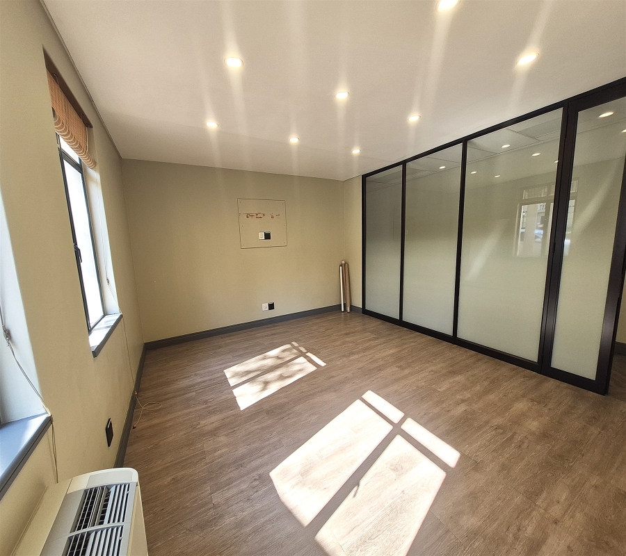 To Let Commercial Property for Rent in Dunkeld Gauteng