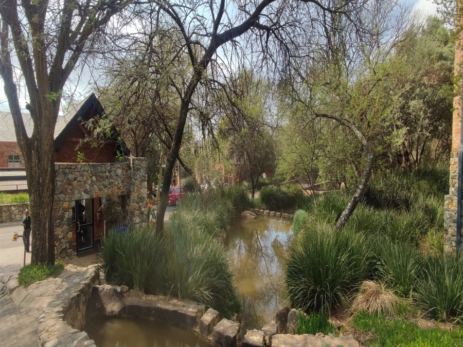 To Let Commercial Property for Rent in Cresta Gauteng