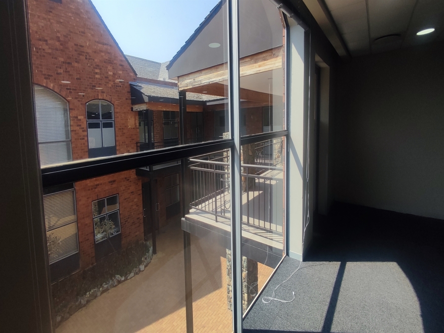 To Let Commercial Property for Rent in Cresta Gauteng