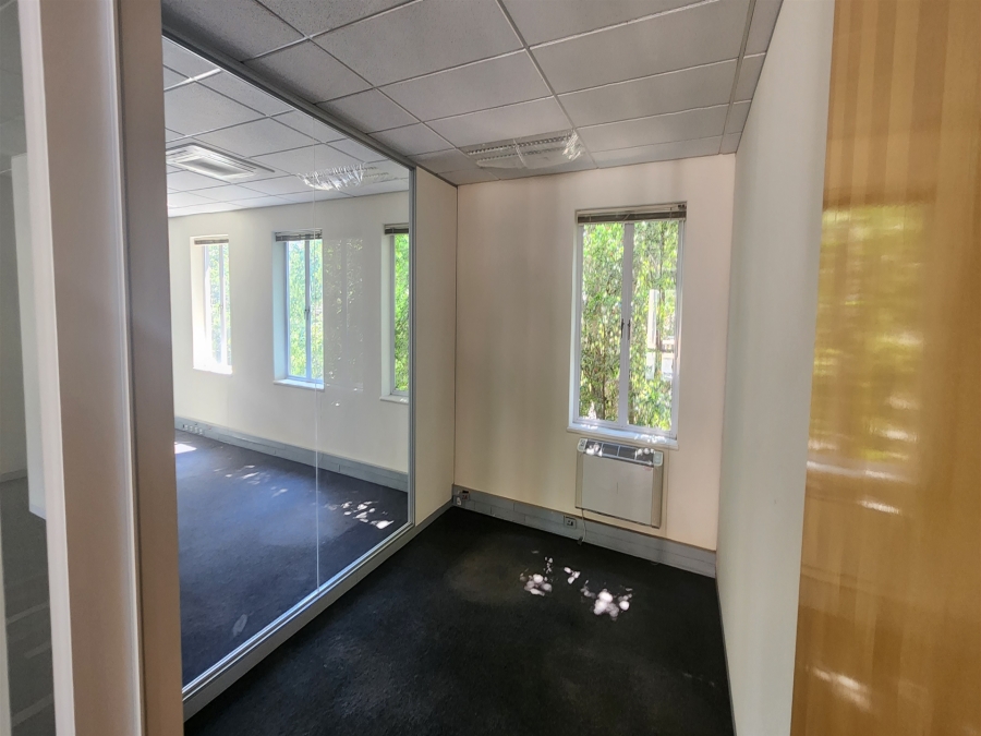 To Let Commercial Property for Rent in Wierda Valley Gauteng
