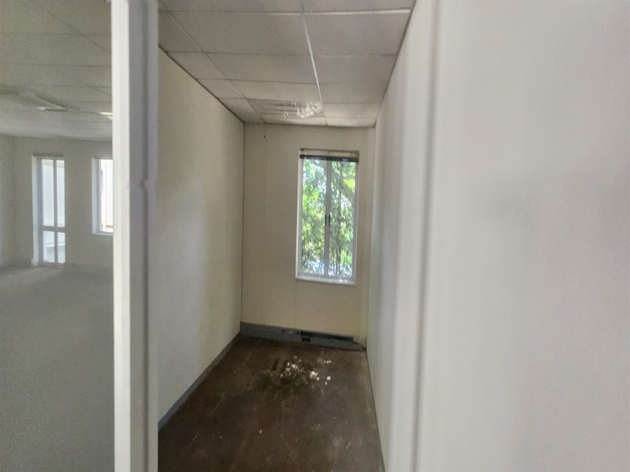 To Let Commercial Property for Rent in Wierda Valley Gauteng