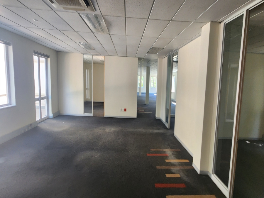 To Let Commercial Property for Rent in Wierda Valley Gauteng