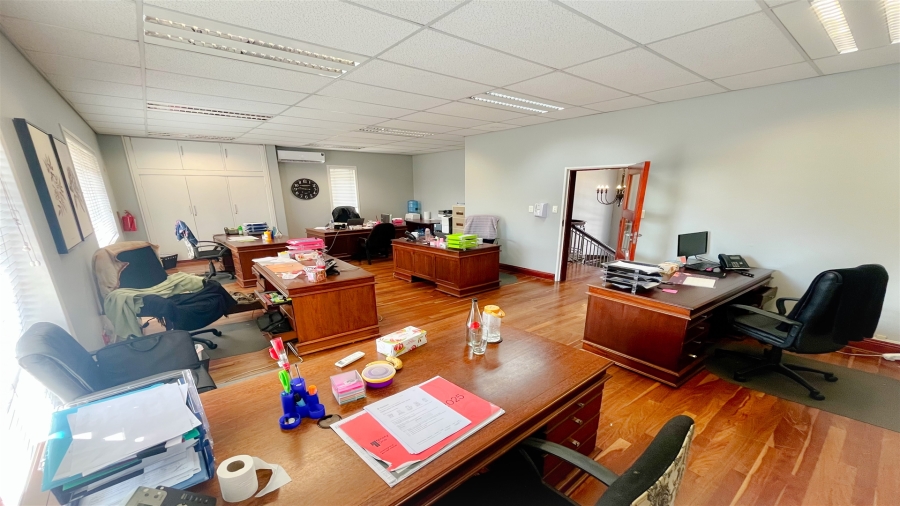 To Let Commercial Property for Rent in Houghton Estate Gauteng