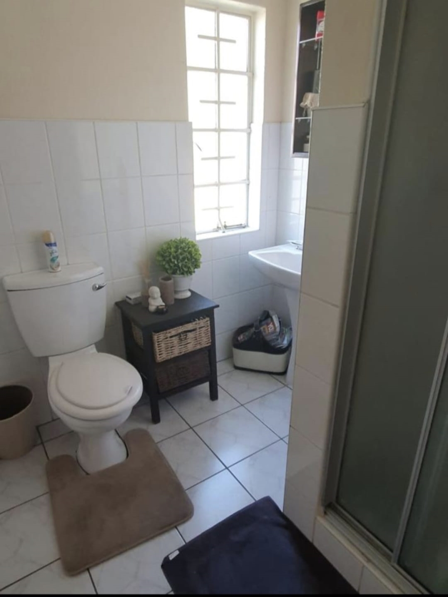 3 Bedroom Property for Sale in Eden Glen Gauteng