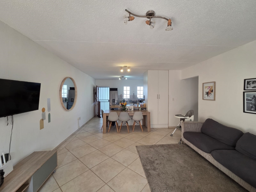 3 Bedroom Property for Sale in Marais Steyn Park Gauteng