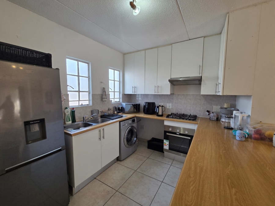 3 Bedroom Property for Sale in Marais Steyn Park Gauteng
