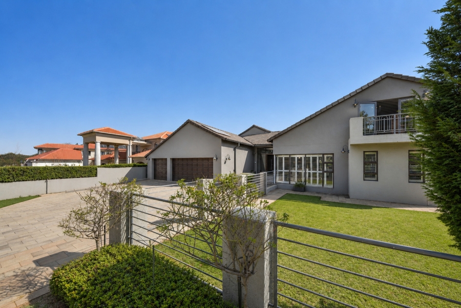5 Bedroom Property for Sale in Woodhill Estate Gauteng