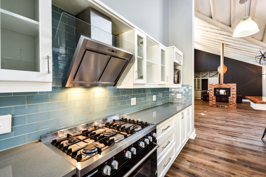 5 Bedroom Property for Sale in Woodhill Estate Gauteng