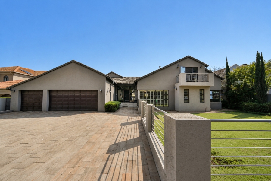 5 Bedroom Property for Sale in Woodhill Estate Gauteng