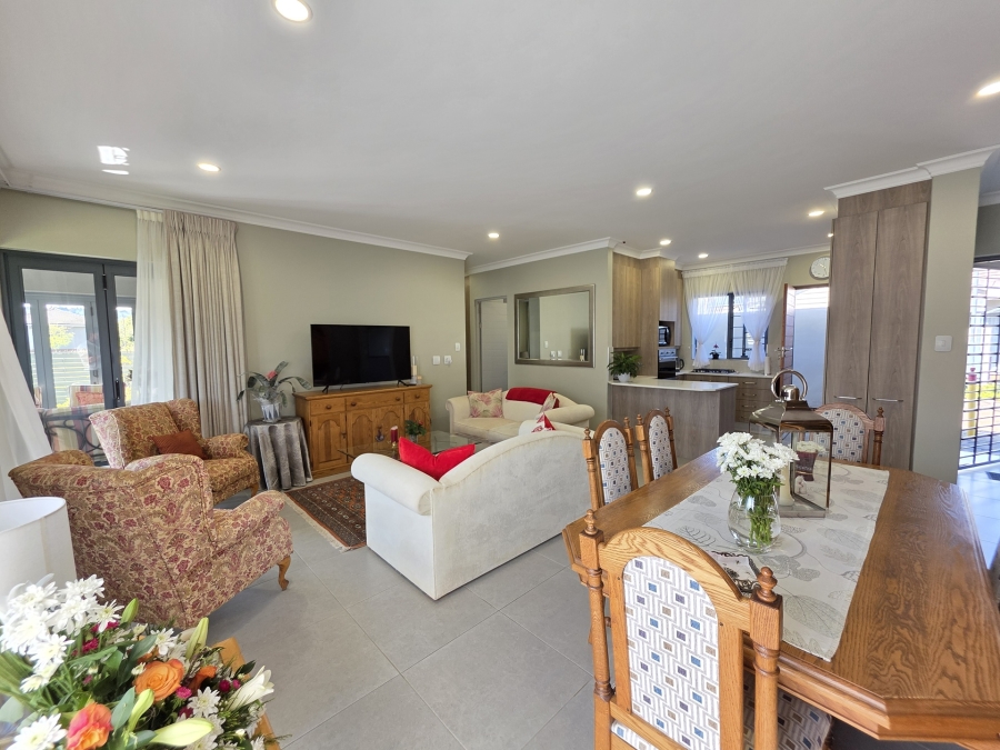 3 Bedroom Property for Sale in Waterkloof Marina Retirement Estate Gauteng