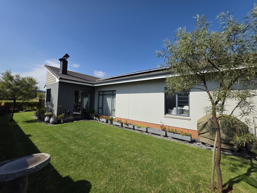 3 Bedroom Property for Sale in Waterkloof Marina Retirement Estate Gauteng