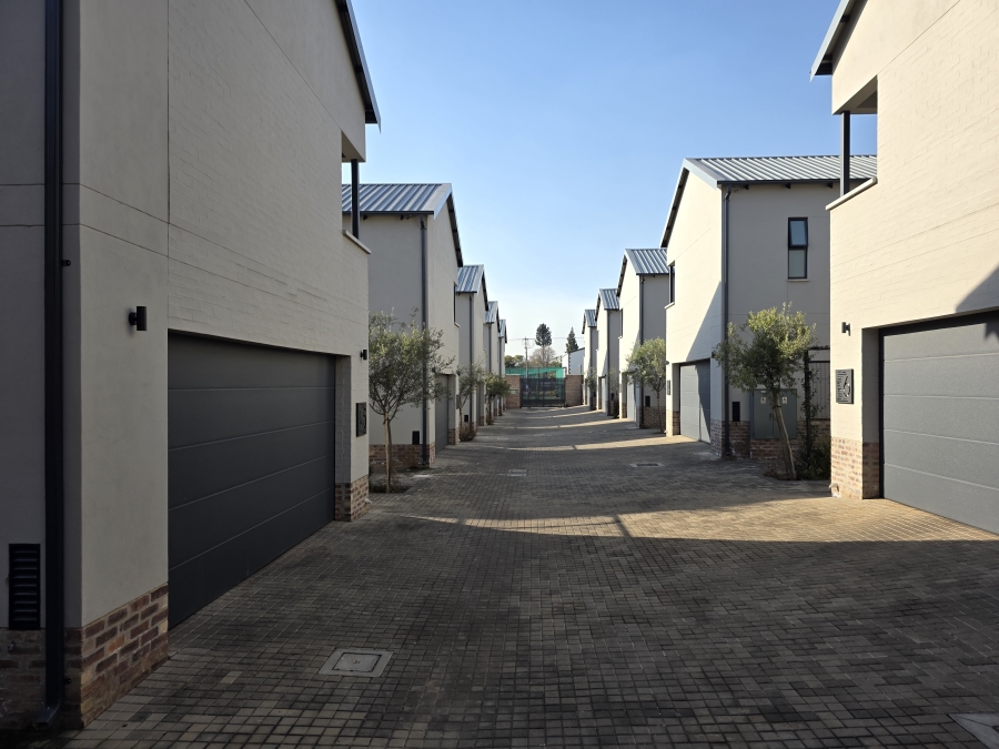 To Let 1 Bedroom Property for Rent in Baileys Muckleneuk Gauteng