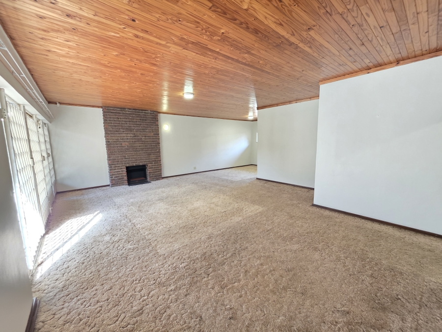 To Let 3 Bedroom Property for Rent in Alphen Park Gauteng