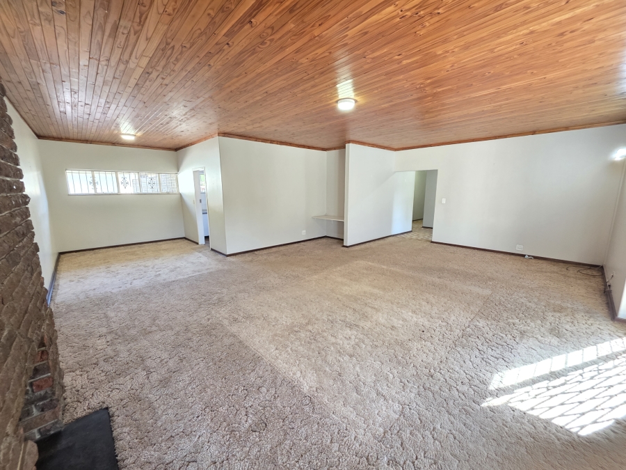 To Let 3 Bedroom Property for Rent in Alphen Park Gauteng