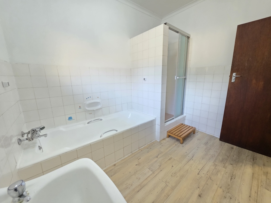 To Let 3 Bedroom Property for Rent in Alphen Park Gauteng