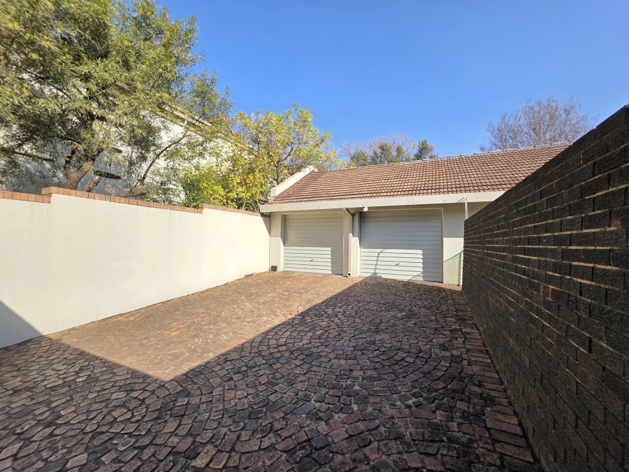 To Let 3 Bedroom Property for Rent in Alphen Park Gauteng