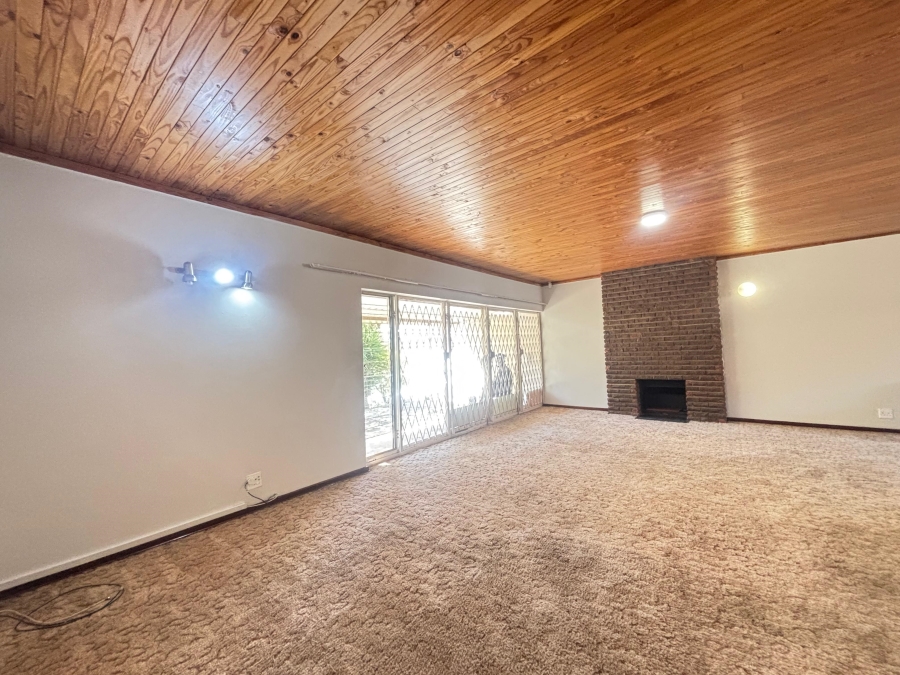 To Let 3 Bedroom Property for Rent in Alphen Park Gauteng