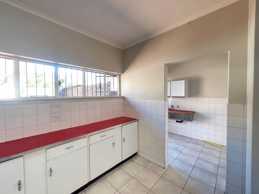 To Let 3 Bedroom Property for Rent in Alphen Park Gauteng