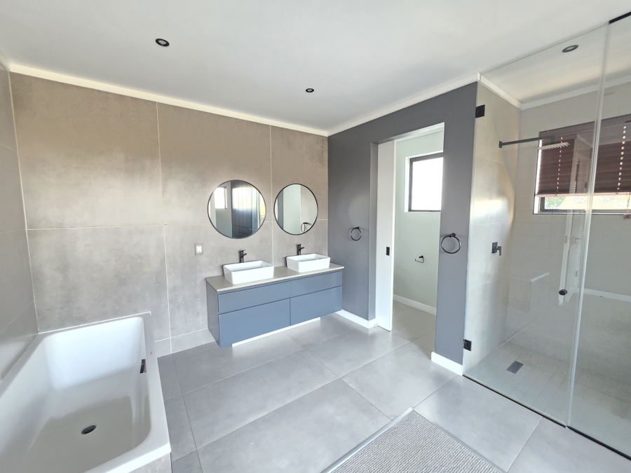 3 Bedroom Property for Sale in Waterkloof Heights Gauteng