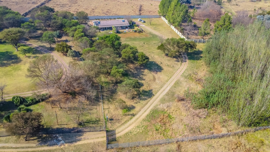 4 Bedroom Property for Sale in Chartwell Gauteng