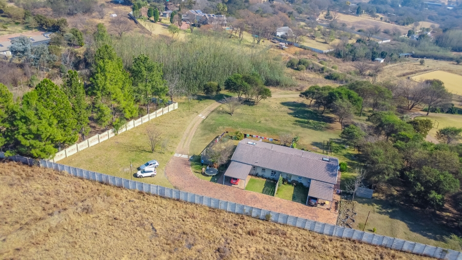 4 Bedroom Property for Sale in Chartwell Gauteng