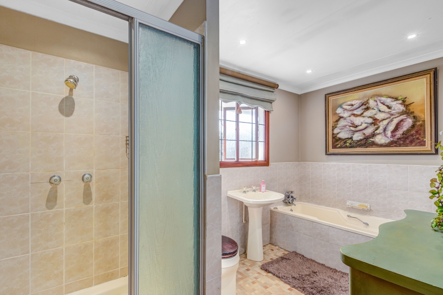 3 Bedroom Property for Sale in Chartwell Gauteng