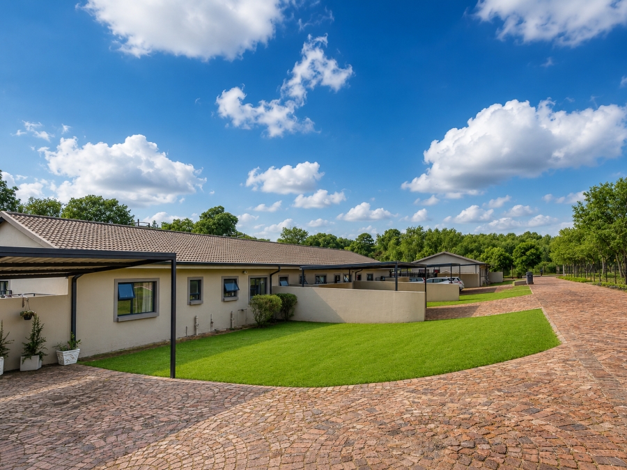 10 Bedroom Property for Sale in Chartwell Gauteng