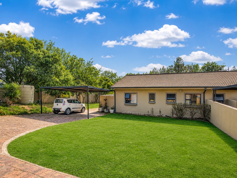10 Bedroom Property for Sale in Chartwell Gauteng