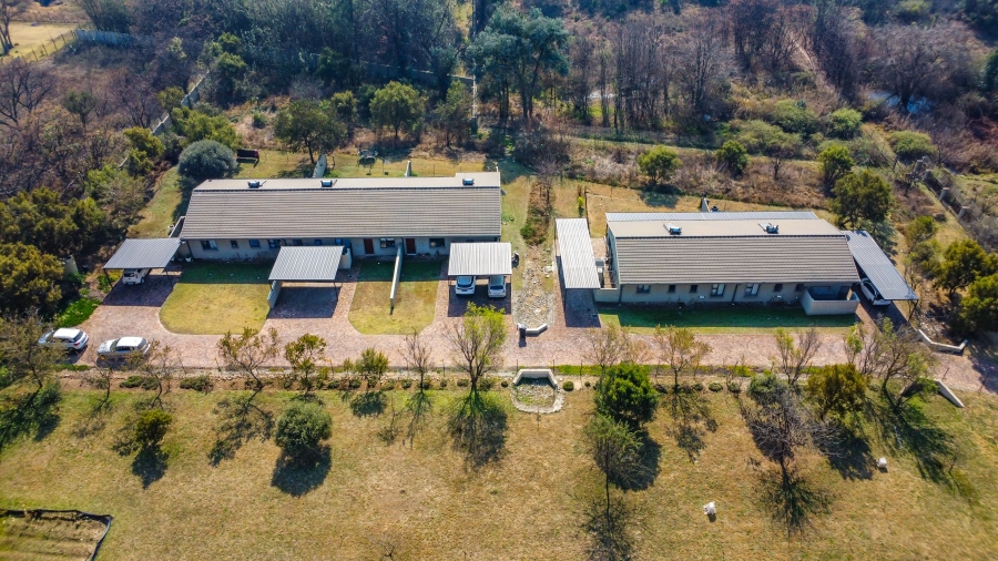 10 Bedroom Property for Sale in Chartwell Gauteng