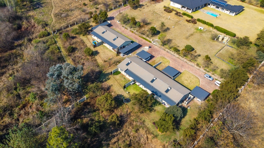 10 Bedroom Property for Sale in Chartwell Gauteng