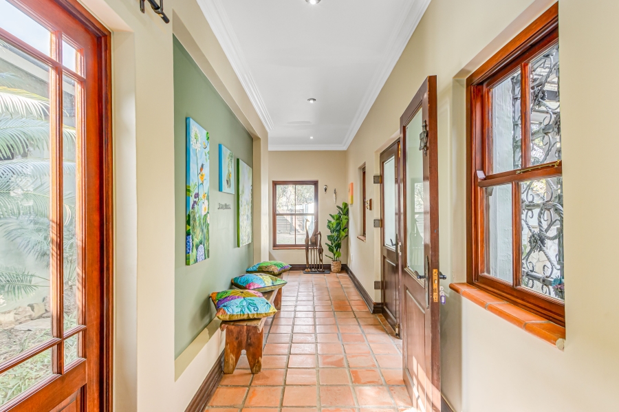5 Bedroom Property for Sale in Chartwell Gauteng