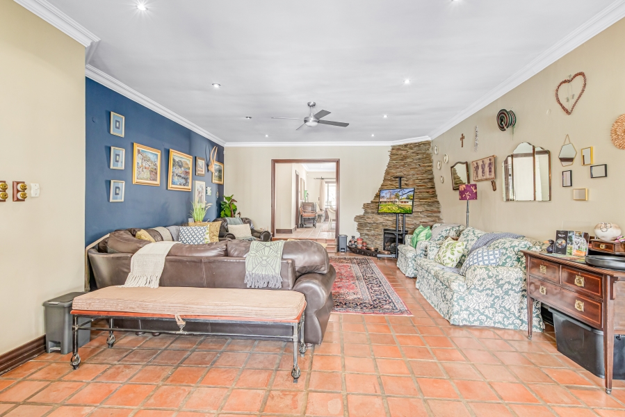 5 Bedroom Property for Sale in Chartwell Gauteng