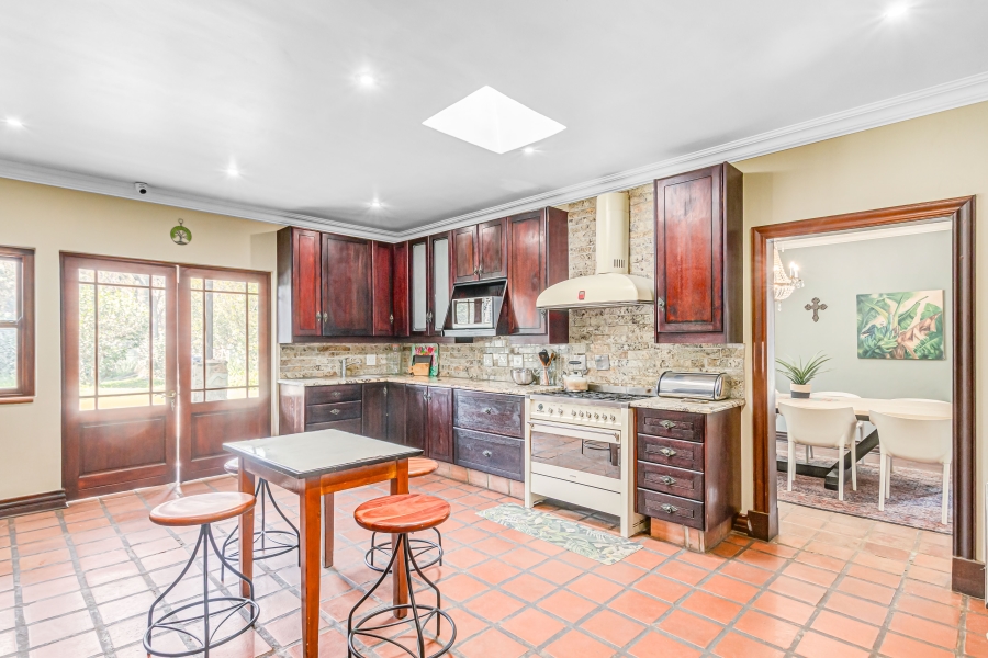 5 Bedroom Property for Sale in Chartwell Gauteng