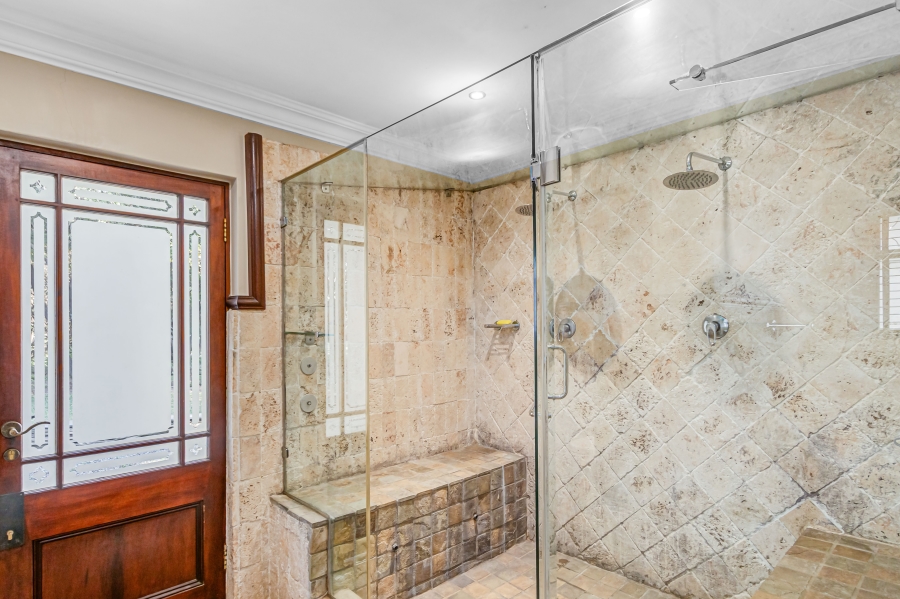 5 Bedroom Property for Sale in Chartwell Gauteng