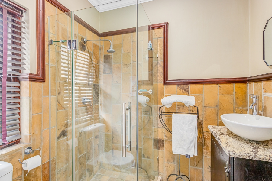 5 Bedroom Property for Sale in Chartwell Gauteng