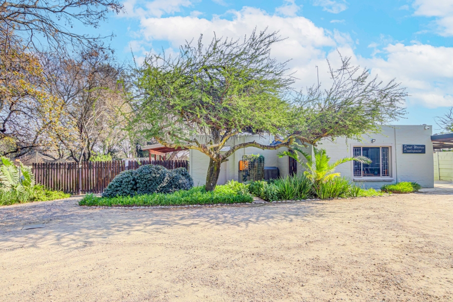 5 Bedroom Property for Sale in Chartwell Gauteng