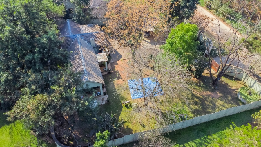 5 Bedroom Property for Sale in Chartwell Gauteng