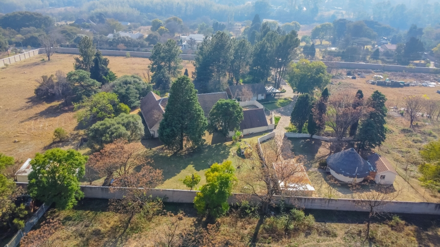 7 Bedroom Property for Sale in Chartwell Gauteng
