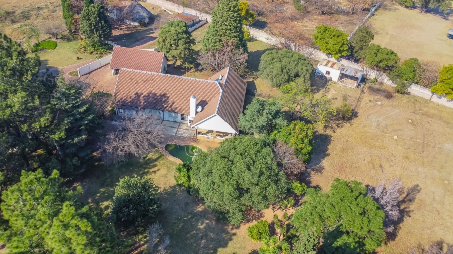 7 Bedroom Property for Sale in Chartwell Gauteng