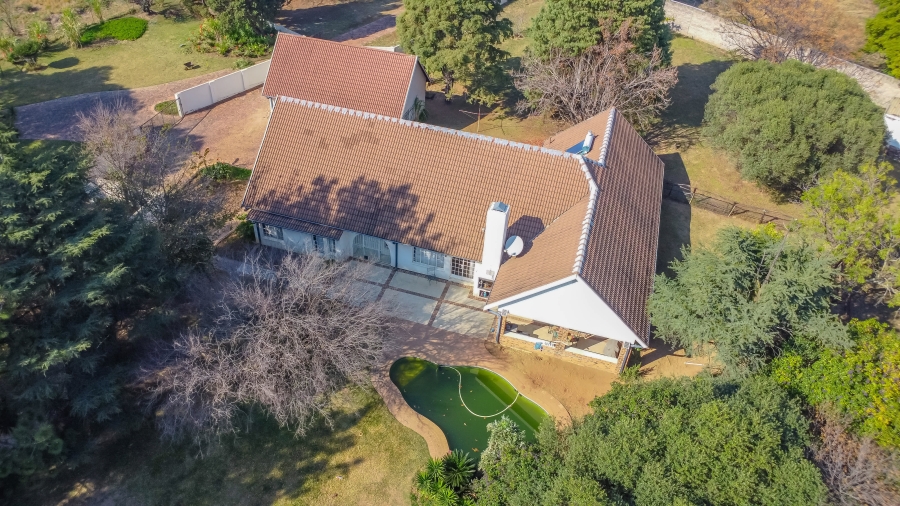 7 Bedroom Property for Sale in Chartwell Gauteng