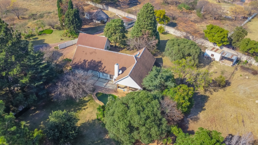 7 Bedroom Property for Sale in Chartwell Gauteng