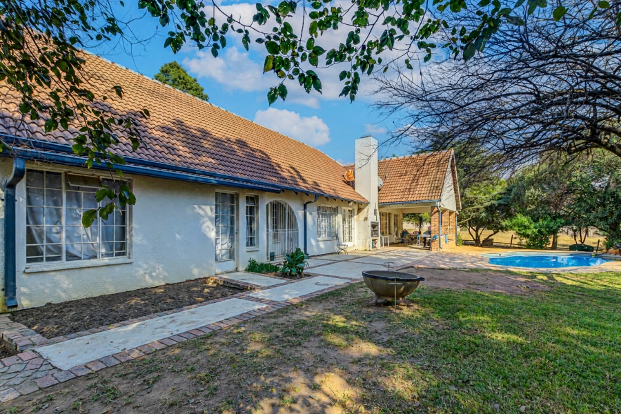 7 Bedroom Property for Sale in Chartwell Gauteng